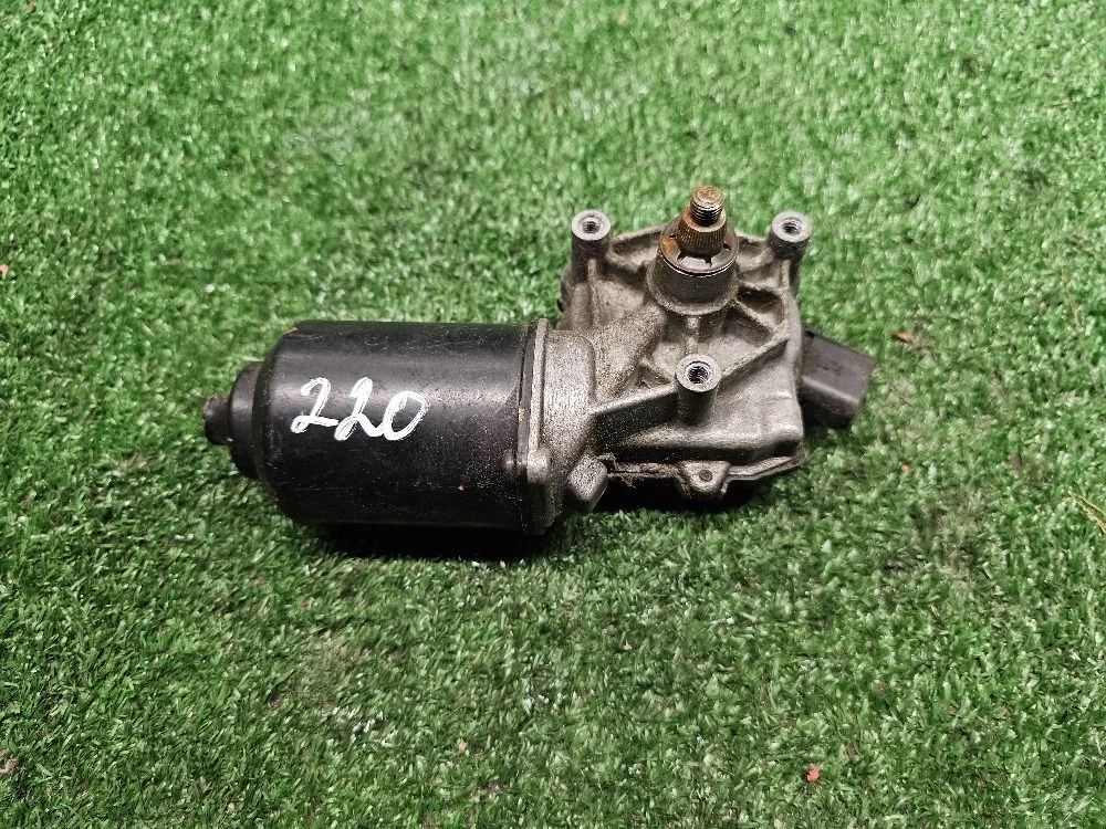 Мотор трапеции дворников Hyundai Solaris