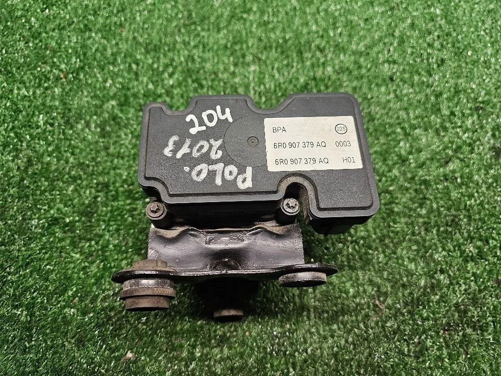 Блок ABS (насос) Volkswagen Polo V