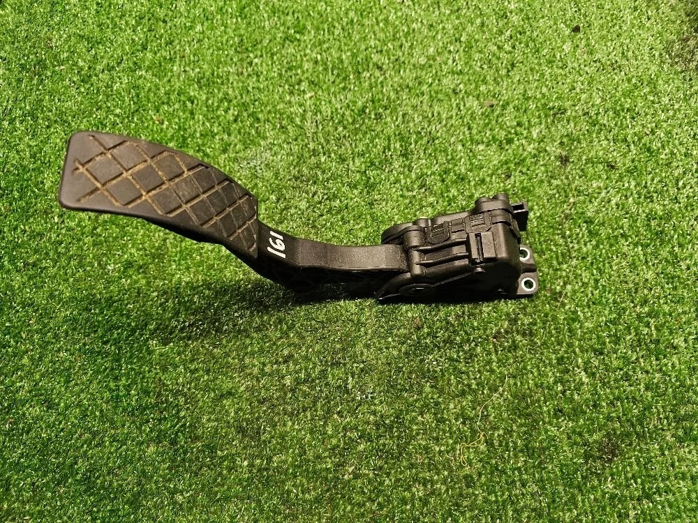 Педаль газа Volkswagen Polo 5