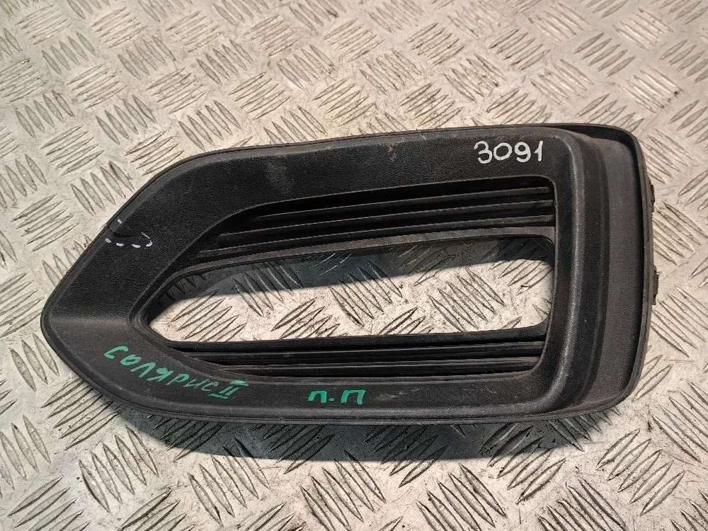 Накладка птф передней правой Hyundai Solaris II