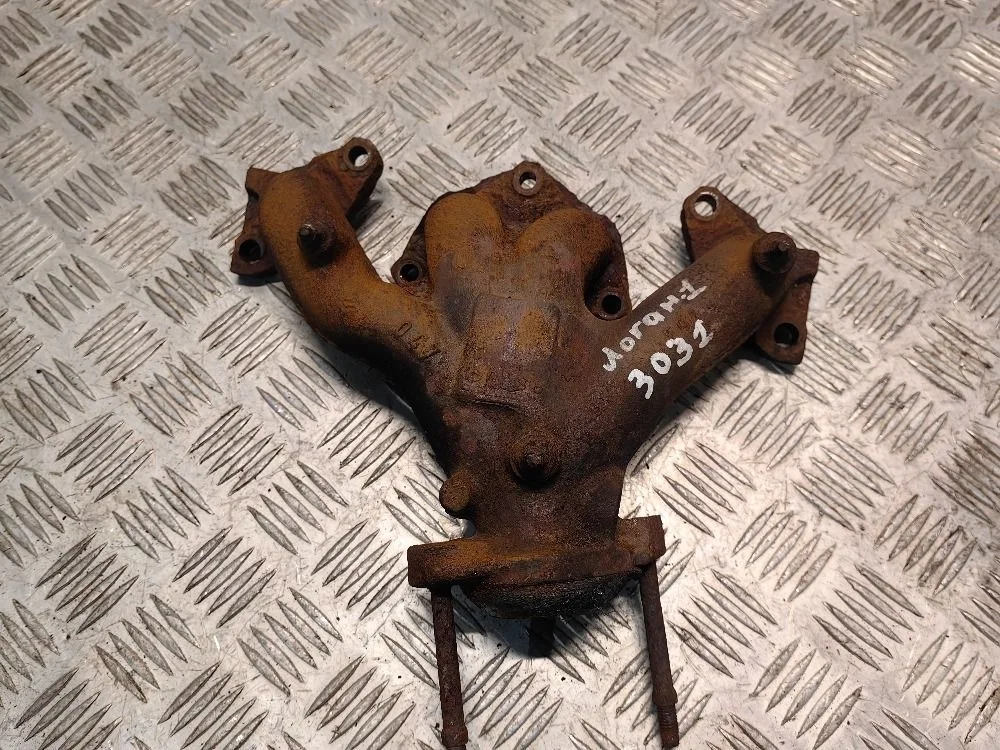 Коллектор выпускной Renault Logan