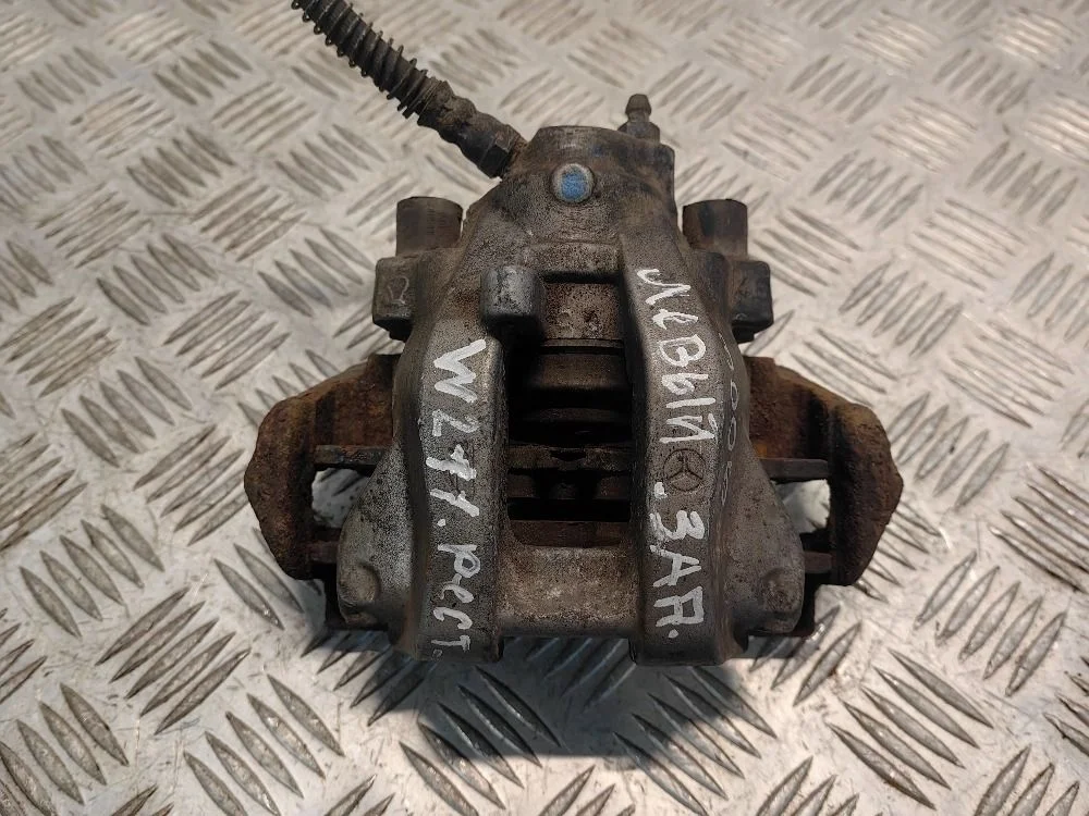 Суппорт задний левый Mercedes-Benz E-Class W211