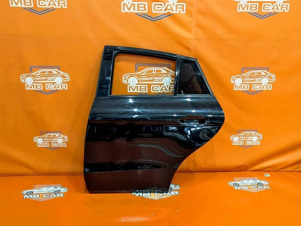 Дверь задняя левая Mercedes-Benz