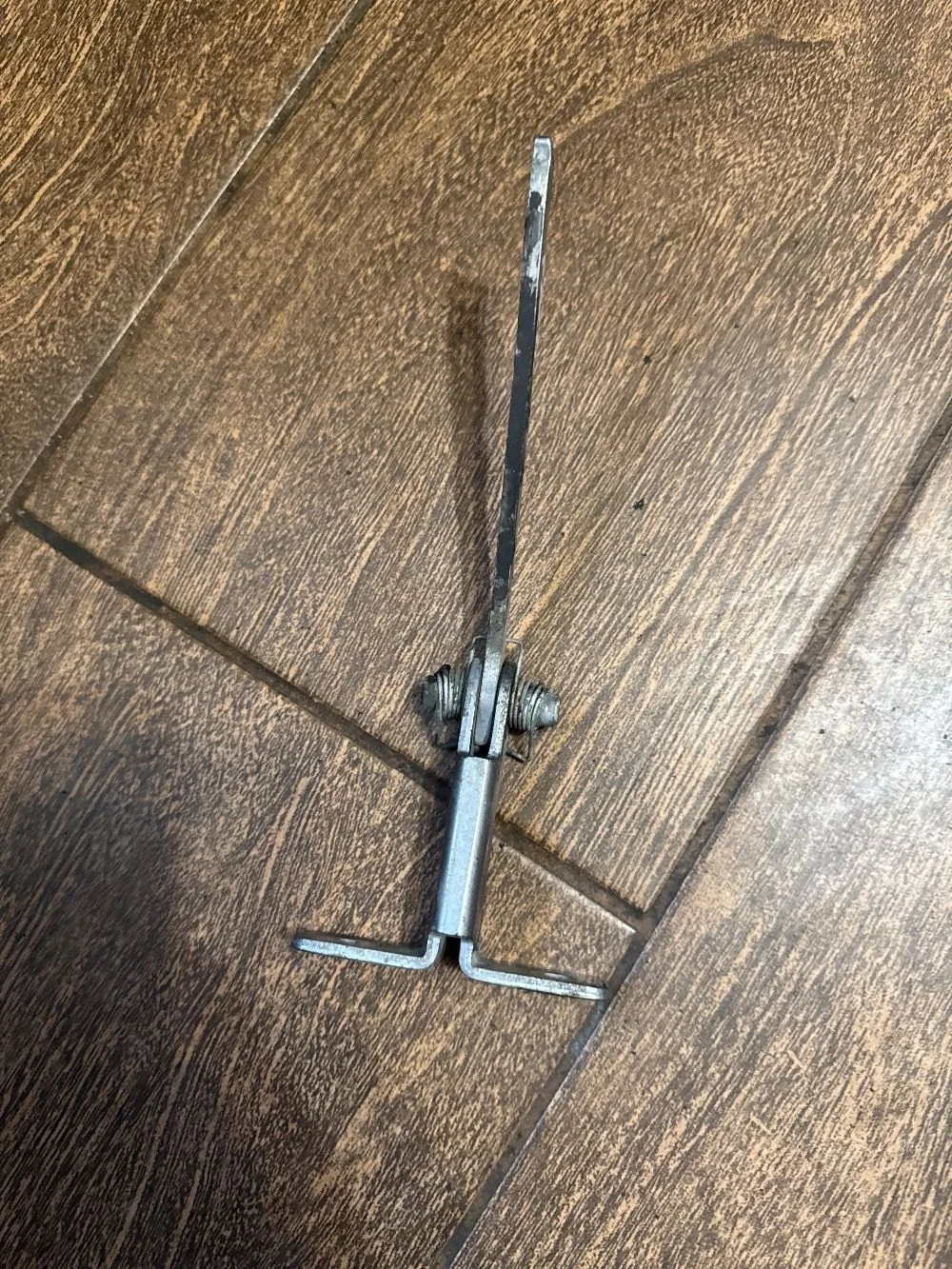 Ограничитель двери ВАЗ (LADA) Largus I (2012—2021)