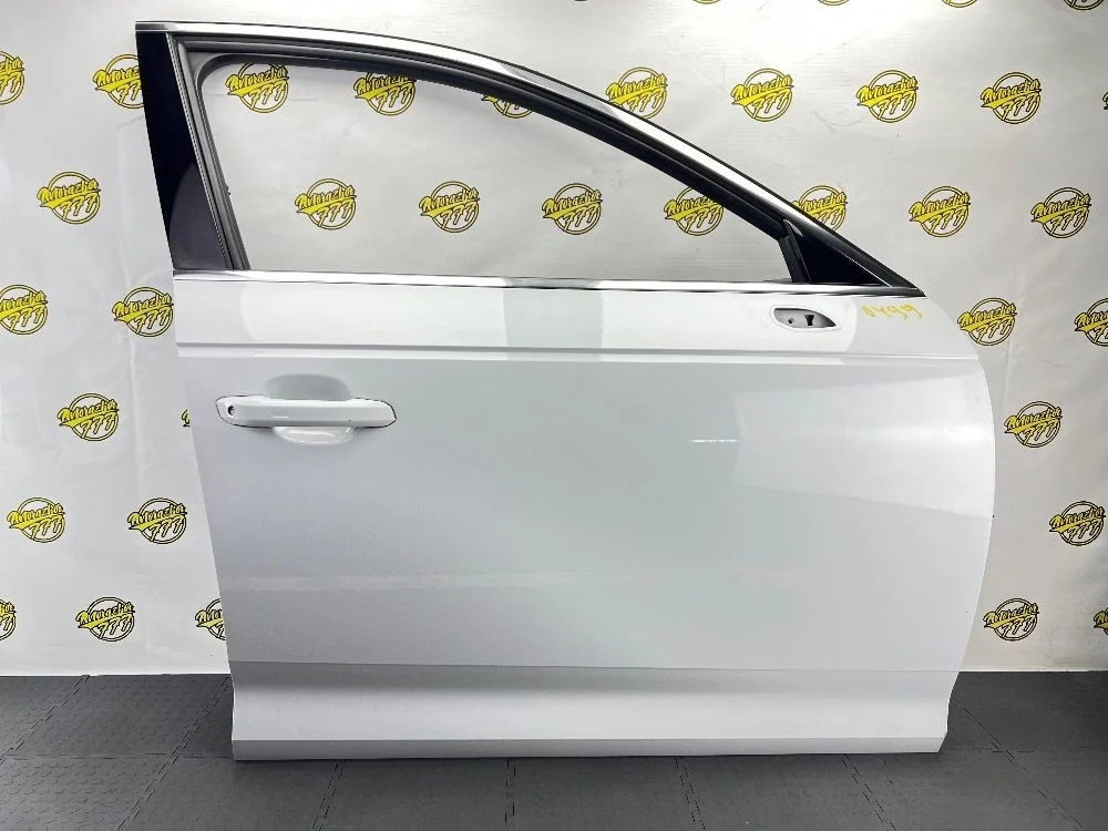 Дверь передняя правая Audi A4 B9 (2015—2020)