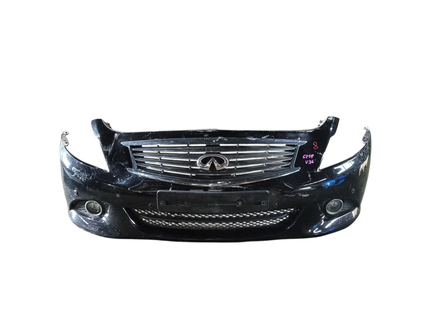 Бампер Infiniti G37 2009 V36