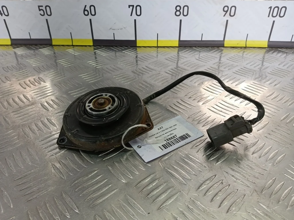 Моторчик вентилятора HONDA CR-V II (2001—2004)