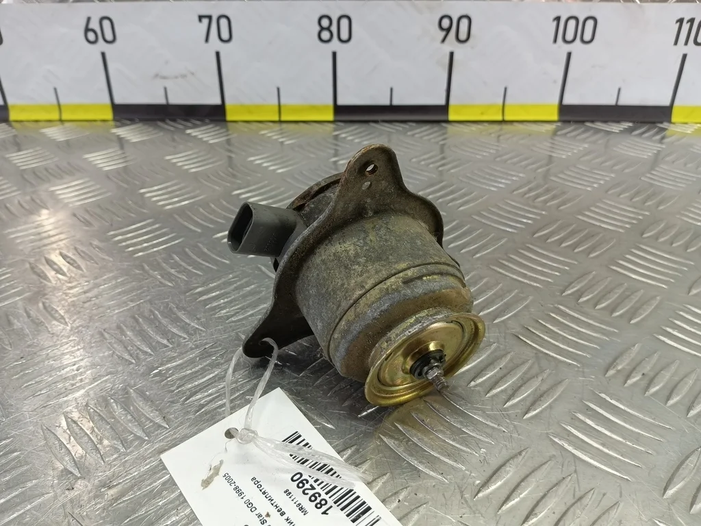 Моторчик вентилятора MITSUBISHI Space Star I рест