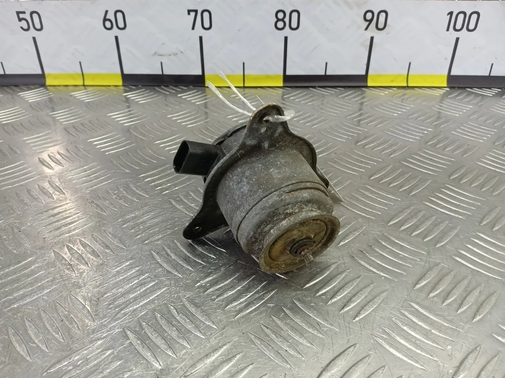 Моторчик вентилятора MITSUBISHI CARISMA I рестайл