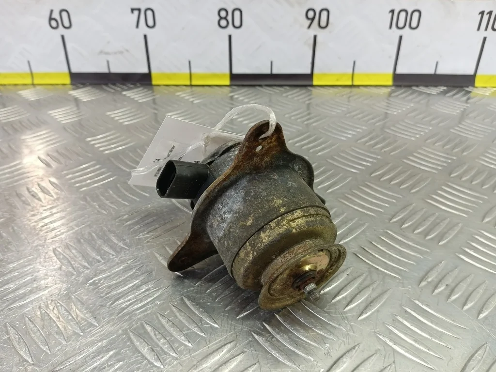 Моторчик вентилятора MITSUBISHI CARISMA I рестайл