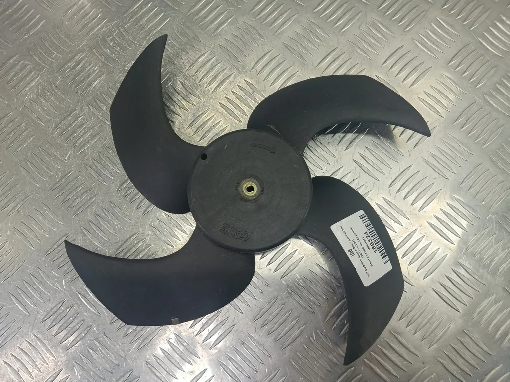 Крыльчатка вентилятора MITSUBISHI Space Star I ре