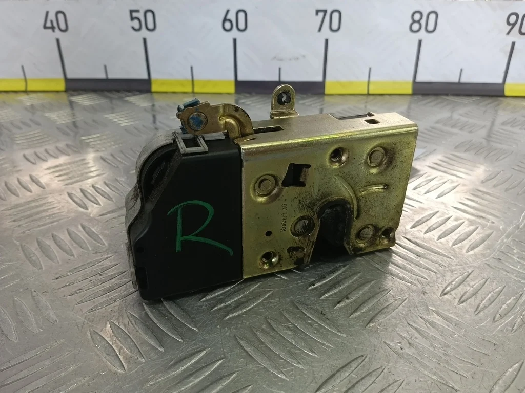 Замок двери передней правый Citroen Berlingo I ре