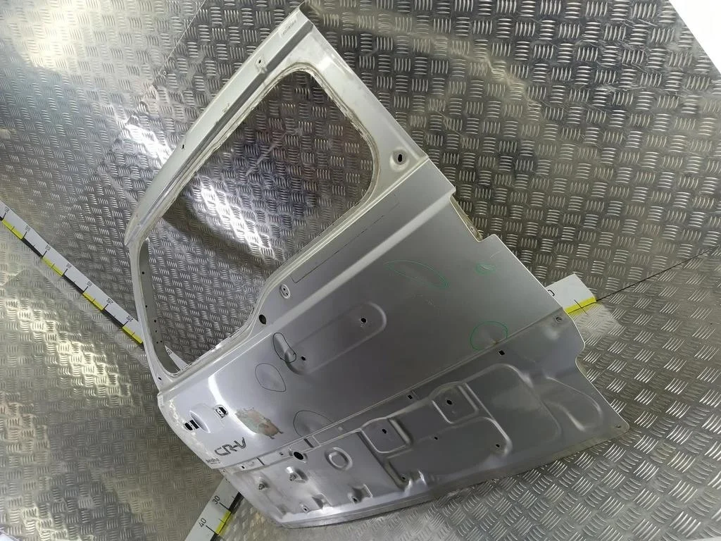 Крышка багажника HONDA CR-V II (2001—2004)