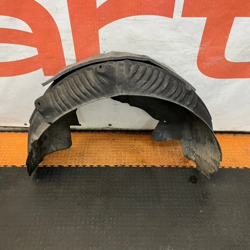 Подкрылок Mercedes-Benz -class 2019 W213