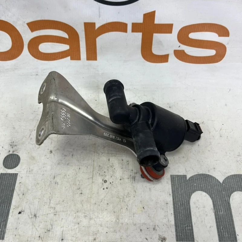 Дополнительный насос охлаждения Audi Q5 2018 FY