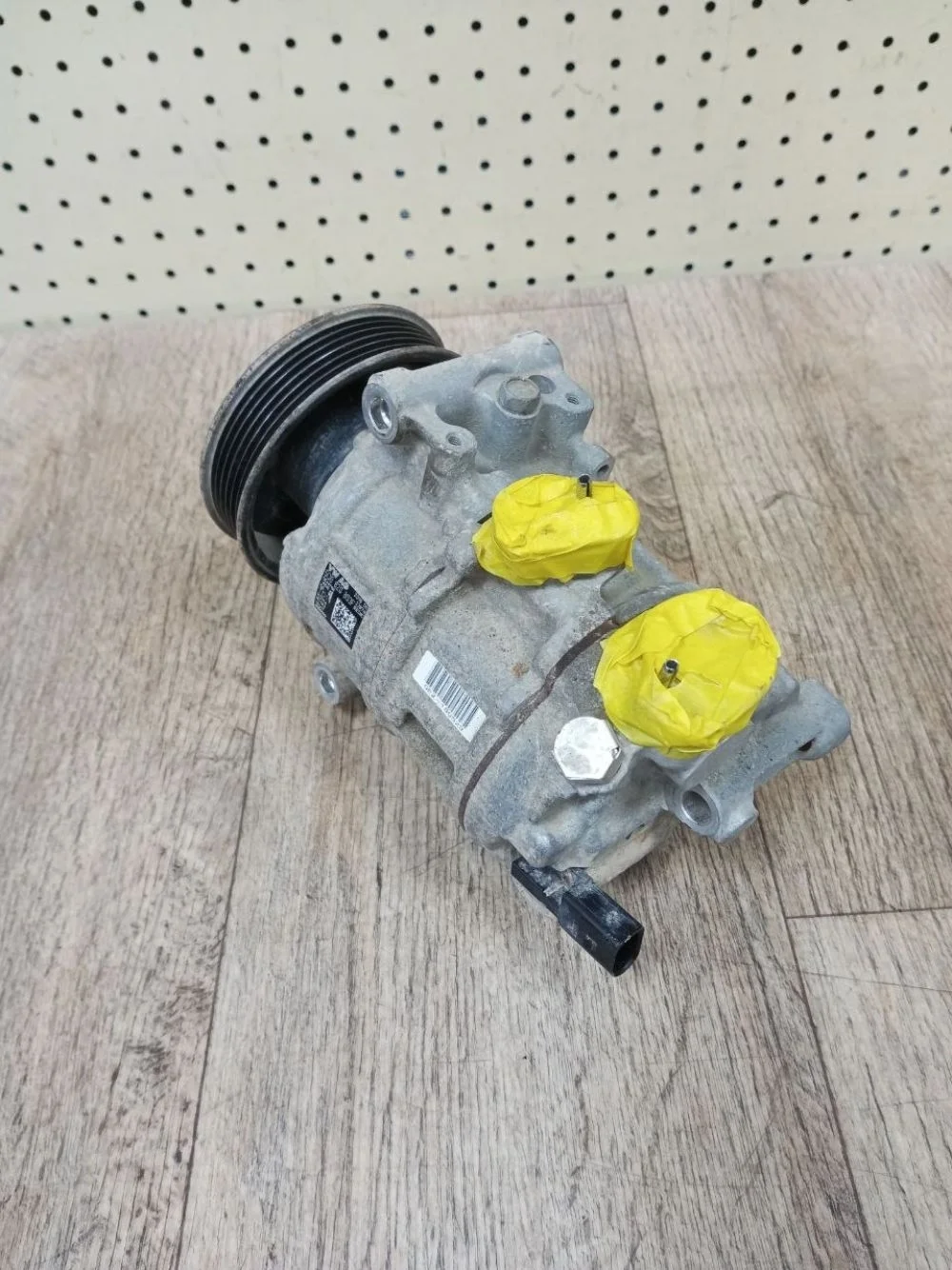 Компрессор кондиционера Skoda Rapid I (2012—2017) Rapid I (2012—2017) 358, 8V1