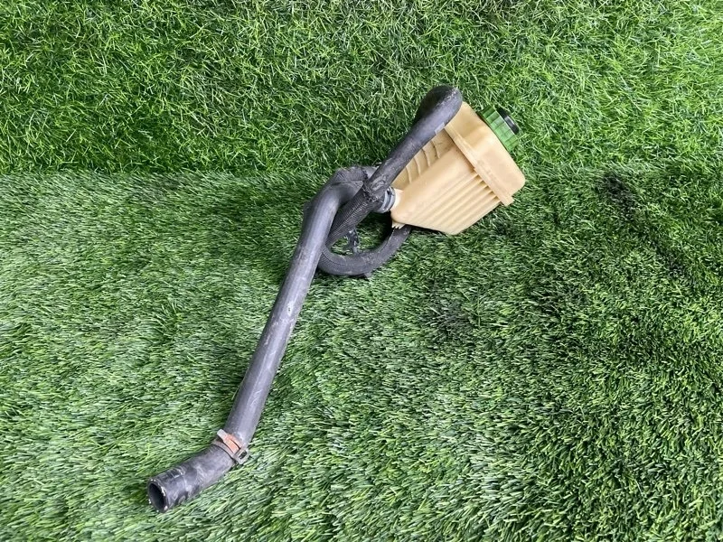 Бачок ГУР Volkswagen Touareg 2005 7L6422371E 7L BMV 3.2