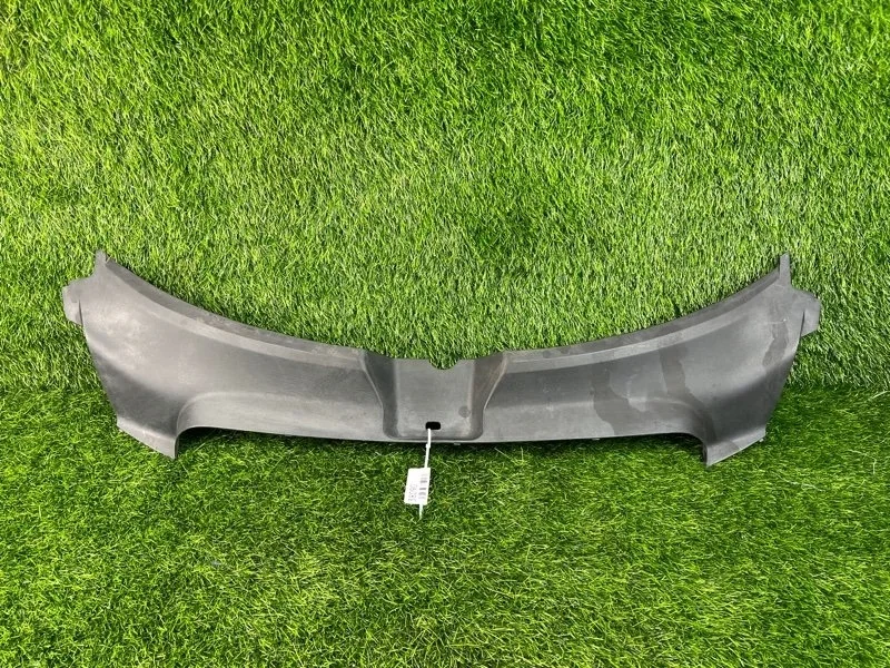 Накладка замка капота Audi A6 2005 4F0807081 C6 AUK 3.2