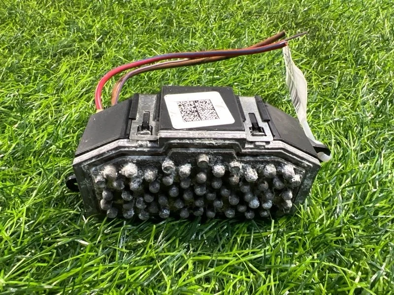 Реостат печки Audi A4 2006 8K0820521 B7 BWE 2.0T