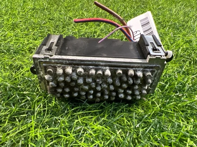 Реостат печки Audi A4 2009 8K0820521 B8 CDH 1.8T