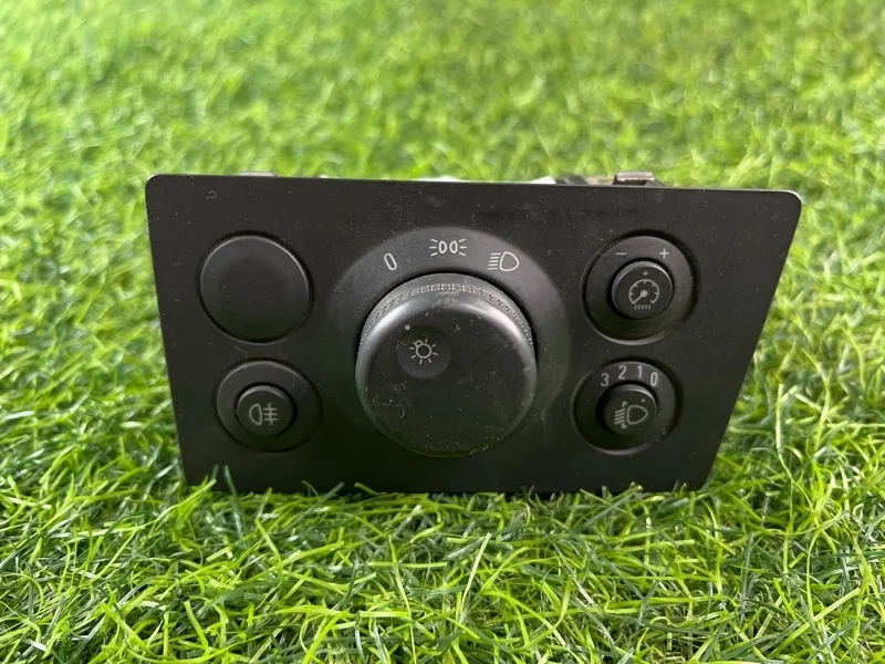 Переключатель света Opel Zafira B 13205864 L75 Z16XER