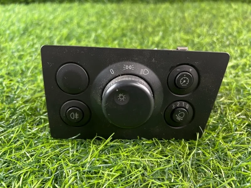 Переключатель света Opel Zafira B 13205864 L75 Z16XER