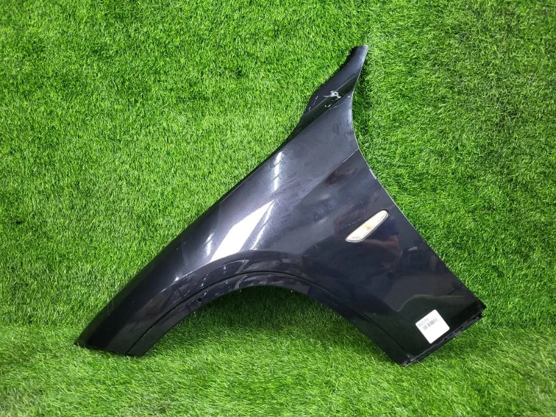 Крыло BMW X1 2012 41002993155 E84 N52B30AE, переднее левое