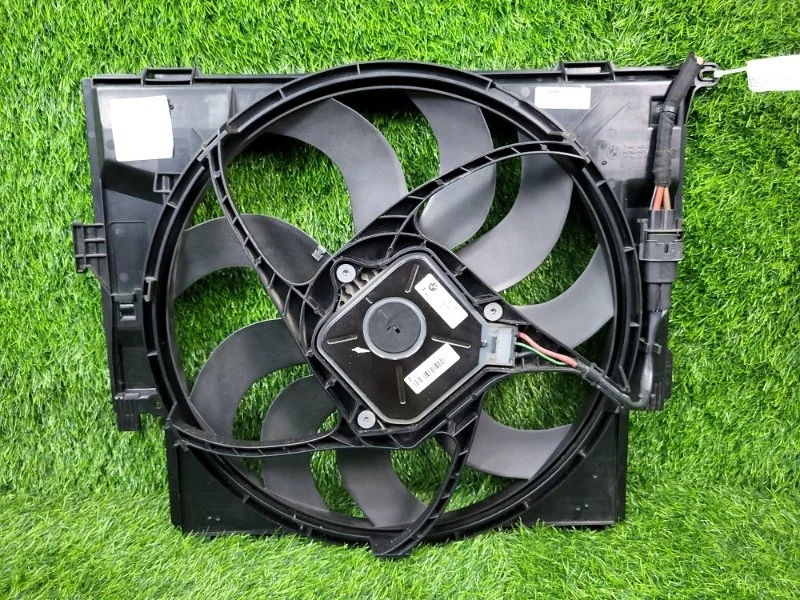 Вентилятор охлаждения двигателя BMW 3-Series 2012 7640509 F30 N20B20B