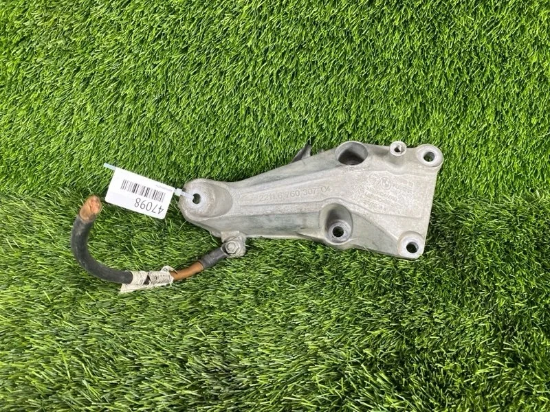 Кронштейн двигателя BMW 1-Series 2006 22116760307 E87 N52B30A, левый