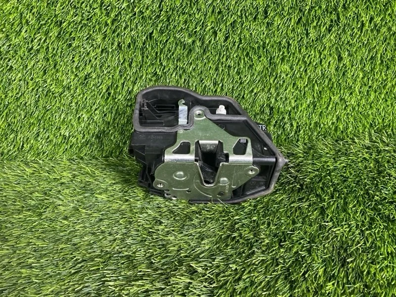 Замок двери BMW X6 M50dX 2013 7202144 E71 N57D30C, передний правый