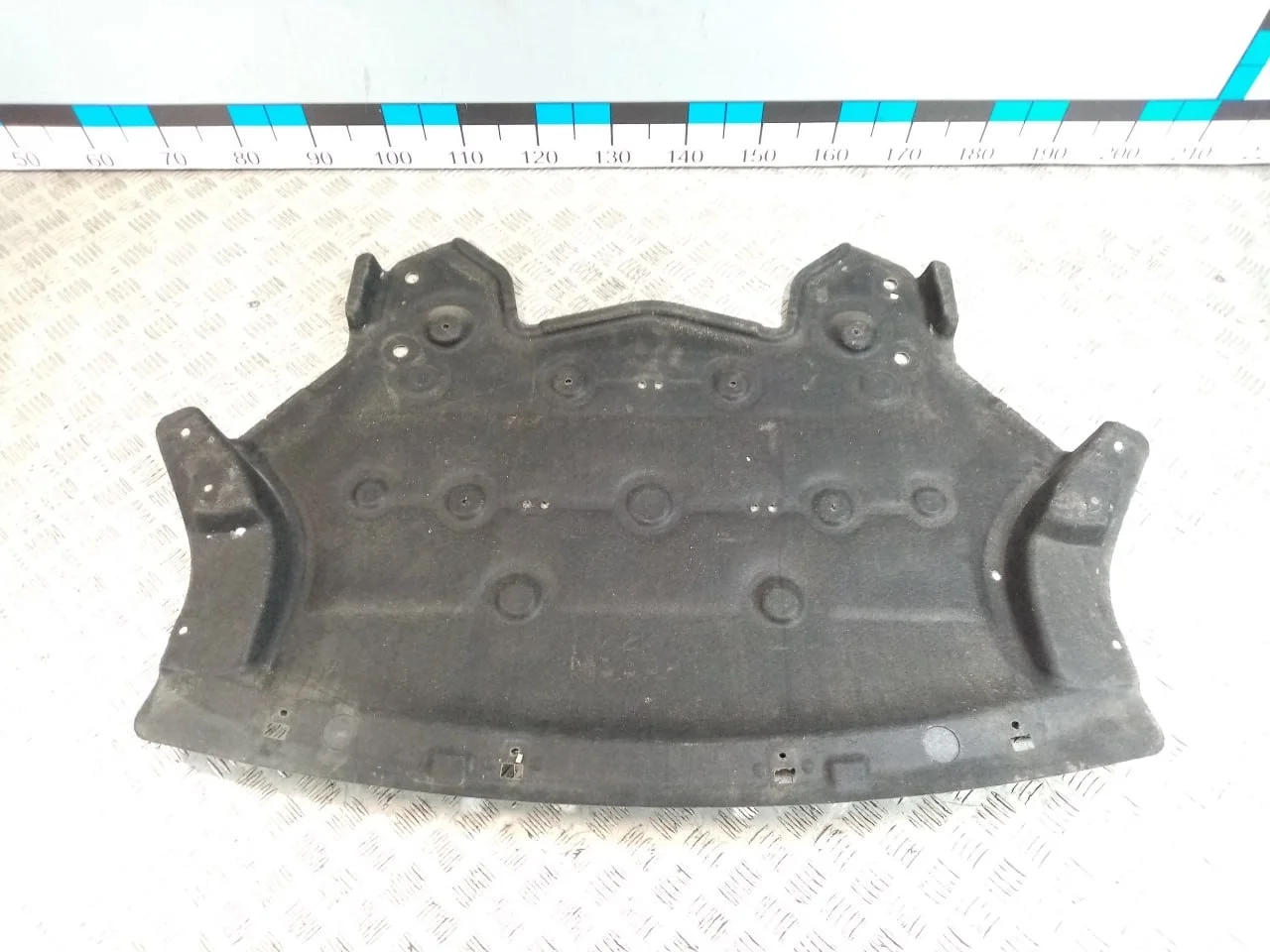 [Б/У] Защита антигравийная F15 F16 [Код: 00625028 ]