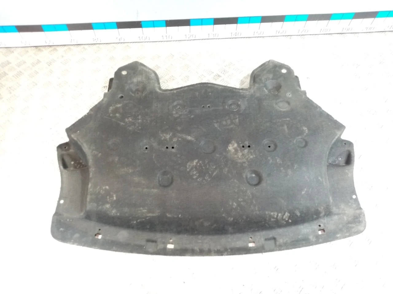 [Б/У] Защита антигравийная F15 F16 [Код: 00625030 ]