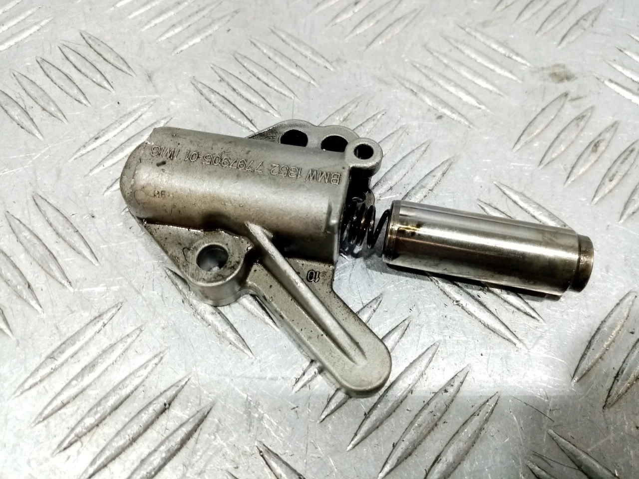 [Б/У] Натяжитель цепи [Код: 00626255 ]