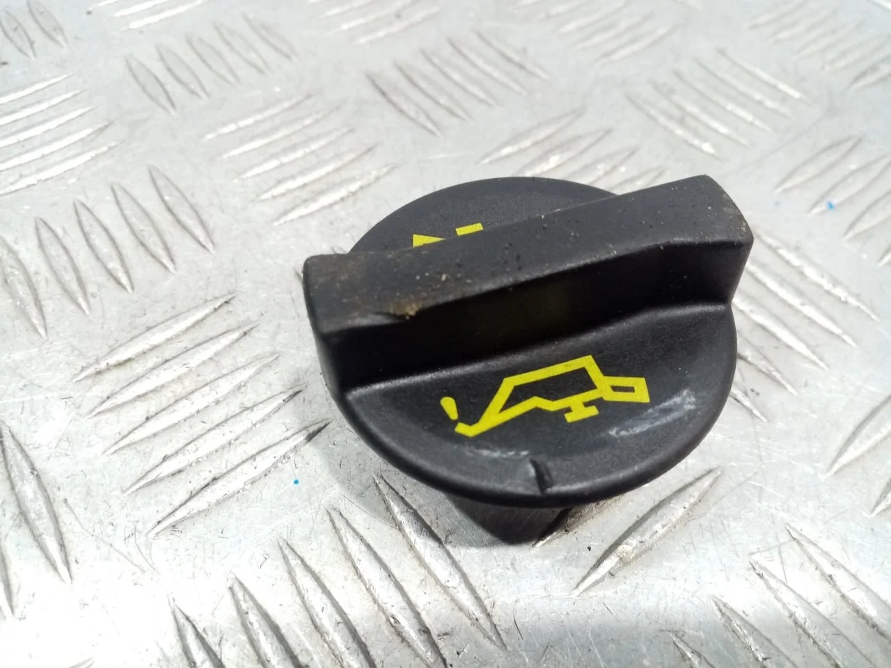 [Б/У] Крышка маслозаливной горловины FORD [Код: 00619781 ]