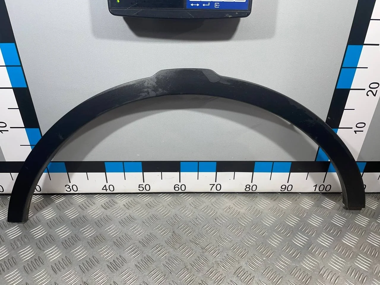 [Б/У] Накладка переднего крыла левого Range Rover Evoque [Код: 00620004 ]