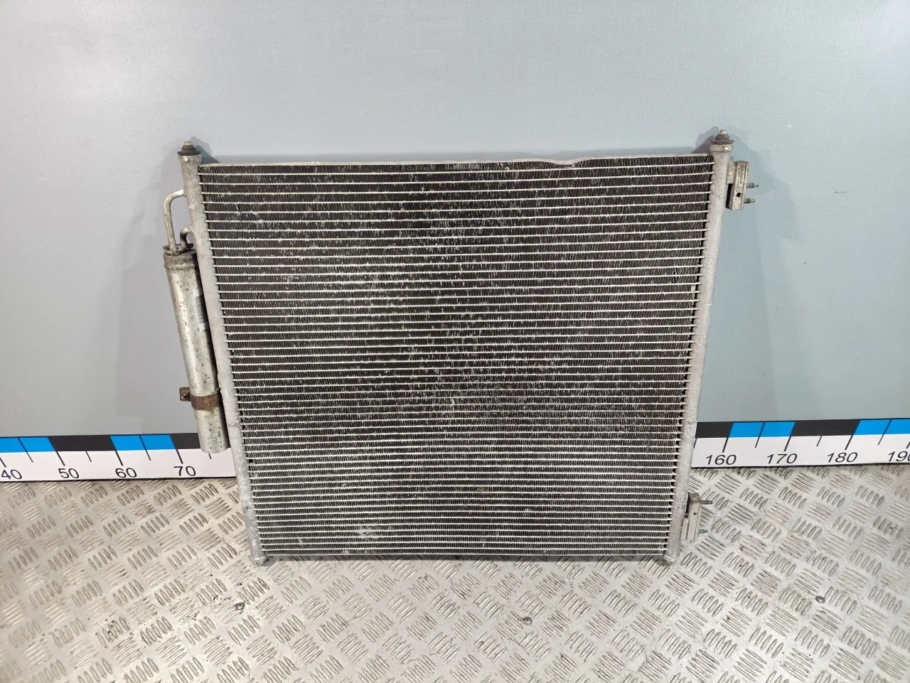 [Б/У] Радиатор кондиционера Land Rover [Код: 00620432 ]