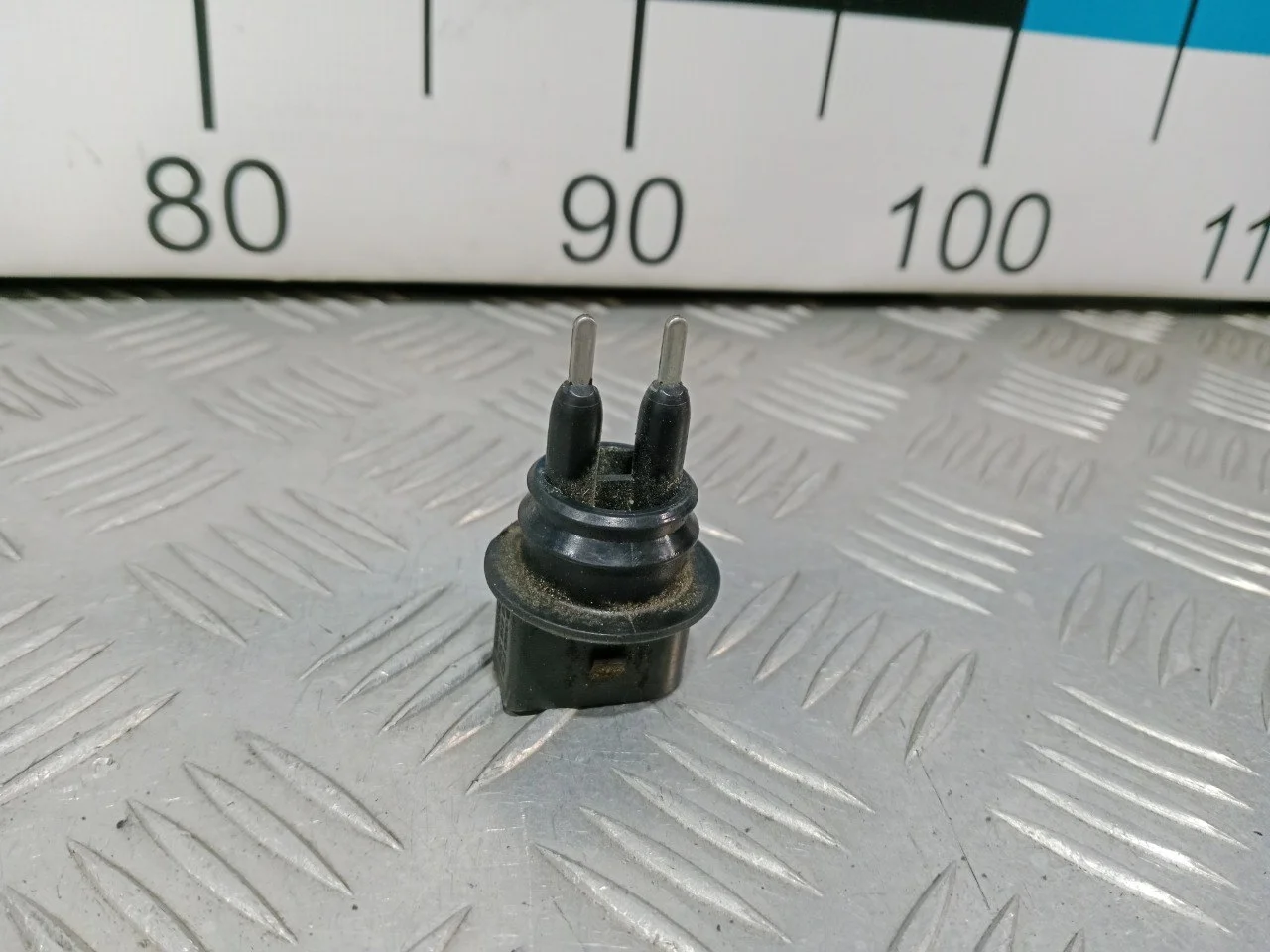 [Б/У] Датчик уровня жидкости в бачок омывателя [Код: 00623196 ]