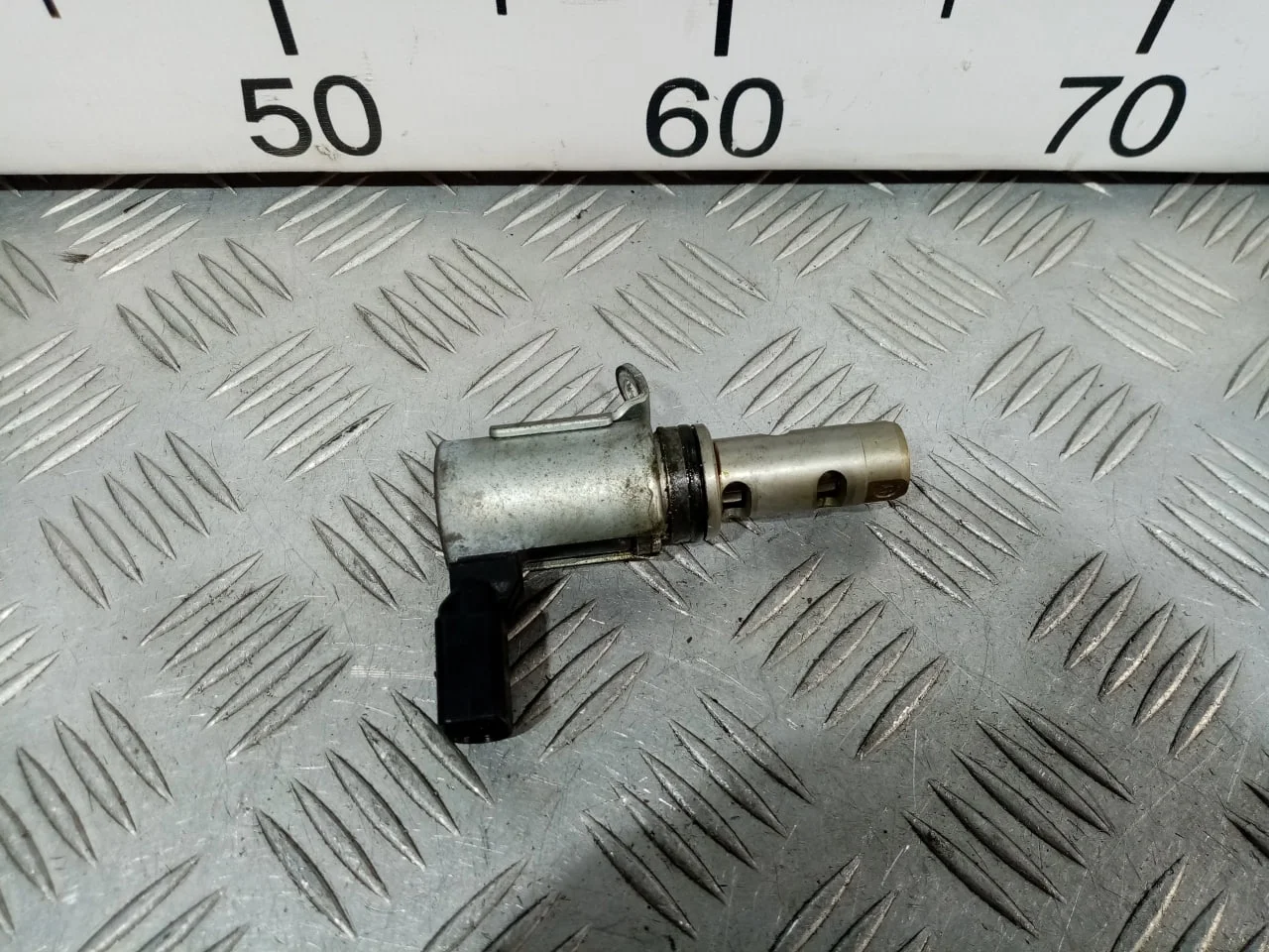 [Б/У] Клапан электромагнитный изменения фаз ГРМ [Код: 00626077 ]