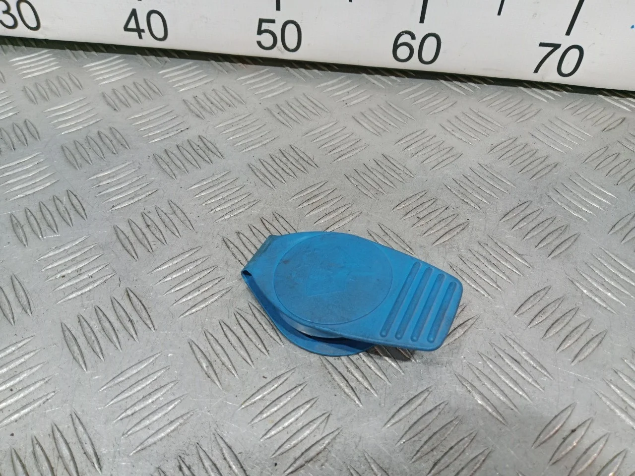 [Б/У] Крышка бачка омывателя VAG [Код: 00623256 ]