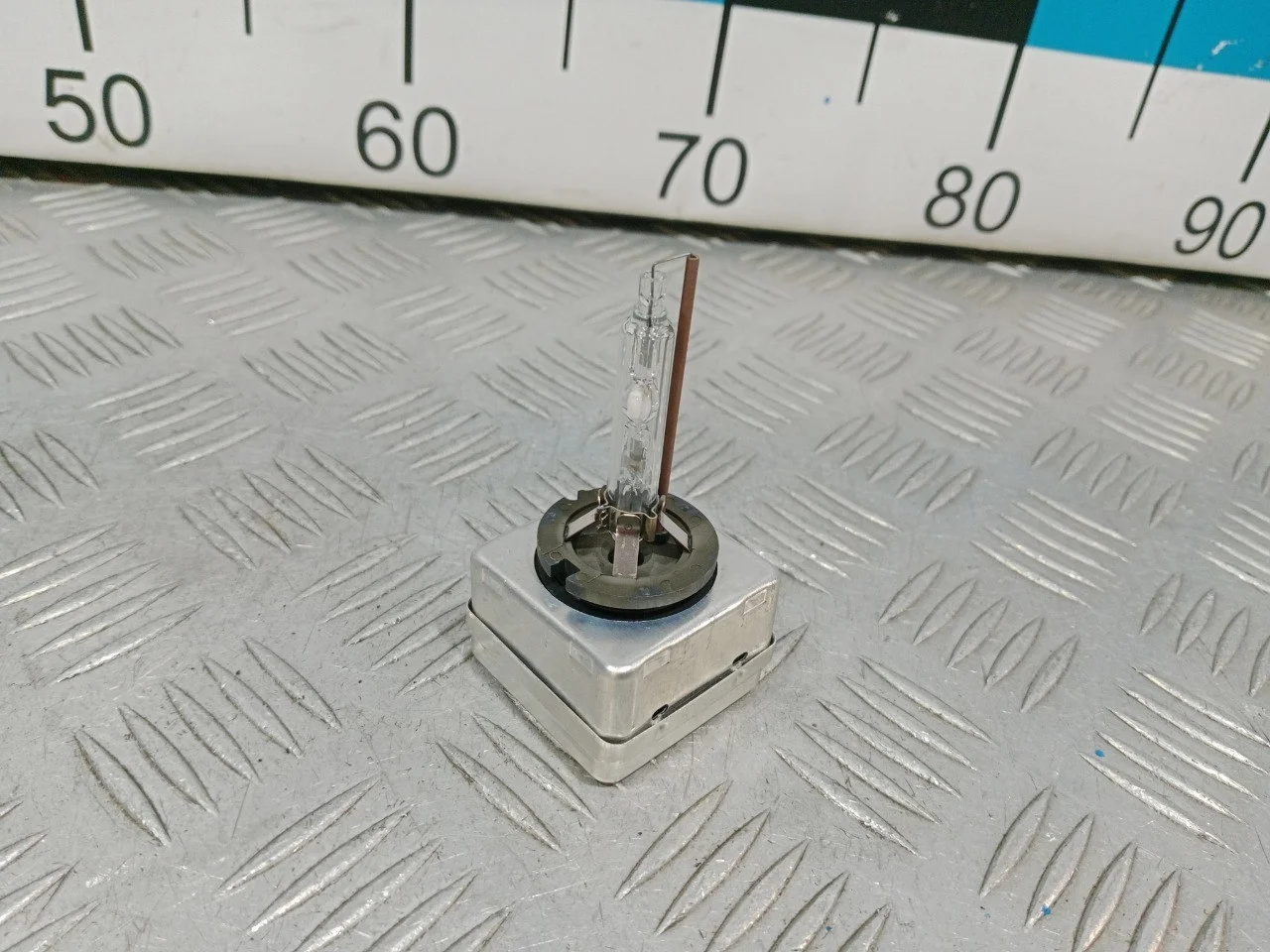 [Б/У] Лампа ксеноновая [Код: 00623051 ]