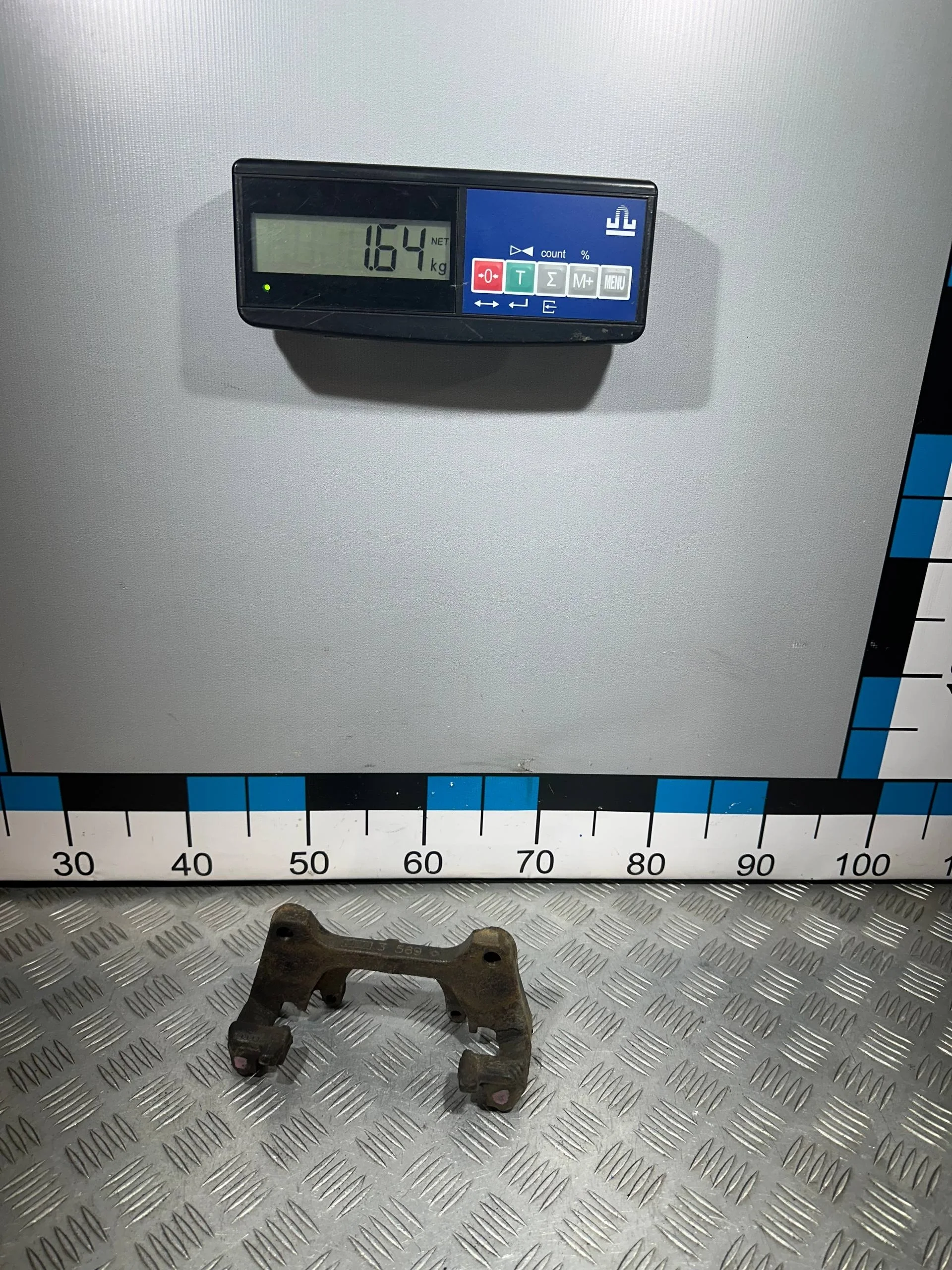 [Б/У] Скоба суппорта переднего [Код: 00625821 ]