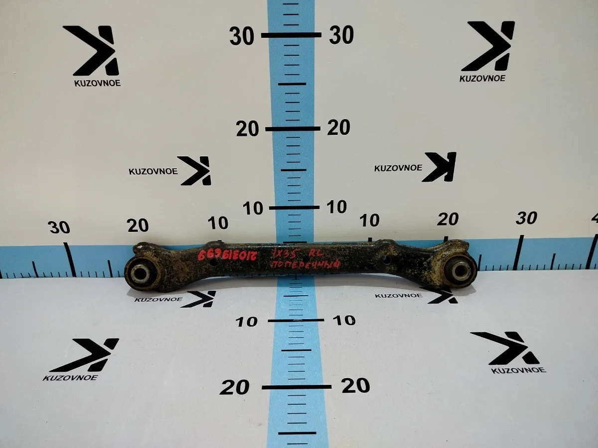 Рычаг верхний Hyundai ix35 2012 LM