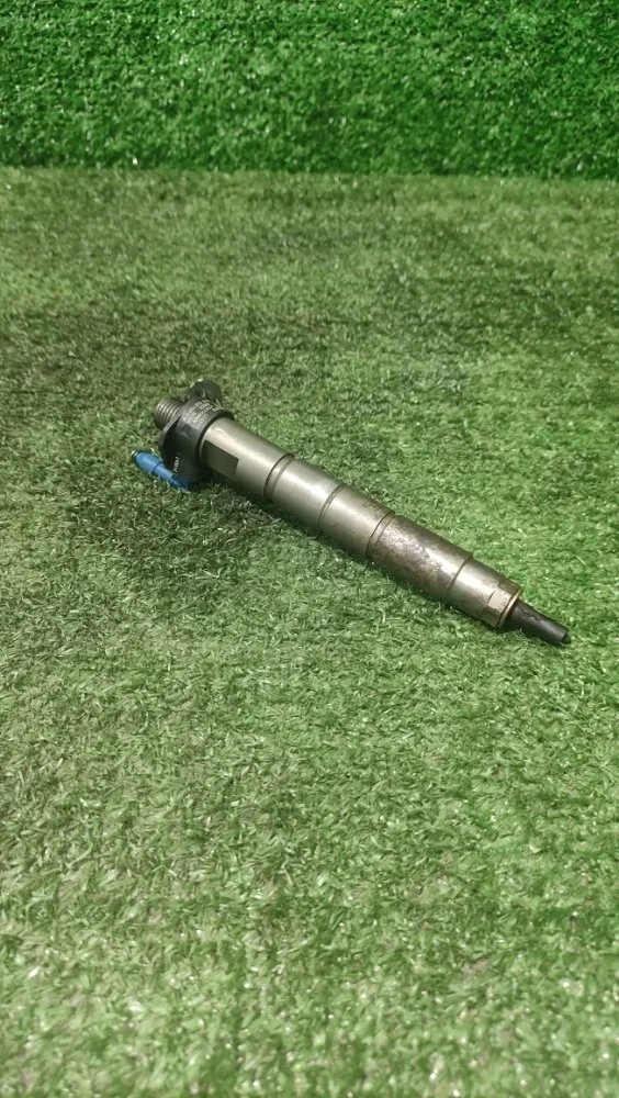 Форсунка топливная Mercedes E-Class 2018 A6540700187 W213 654.920