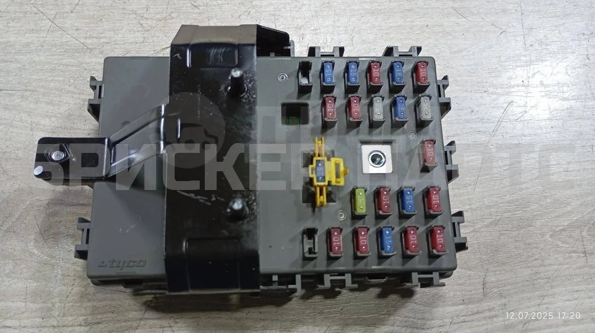 Блок комфорта Шевроле Авео 1  T250