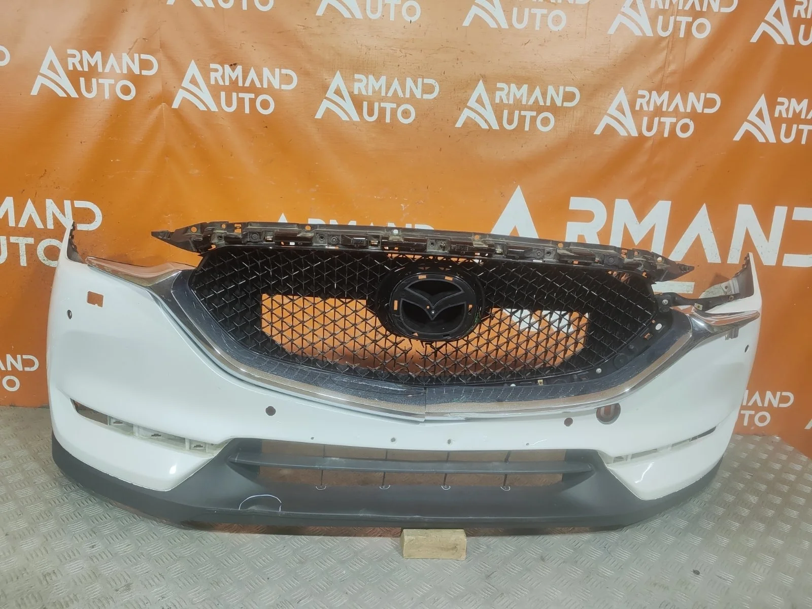 Бампер Mazda CX-5 2017-нв