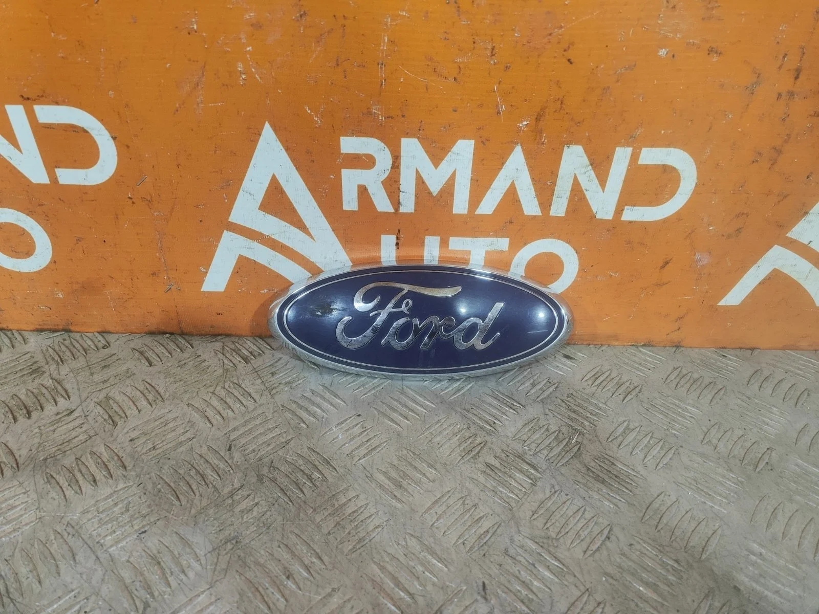 Эмблема Ford Transit 2014-нв 7 TTG