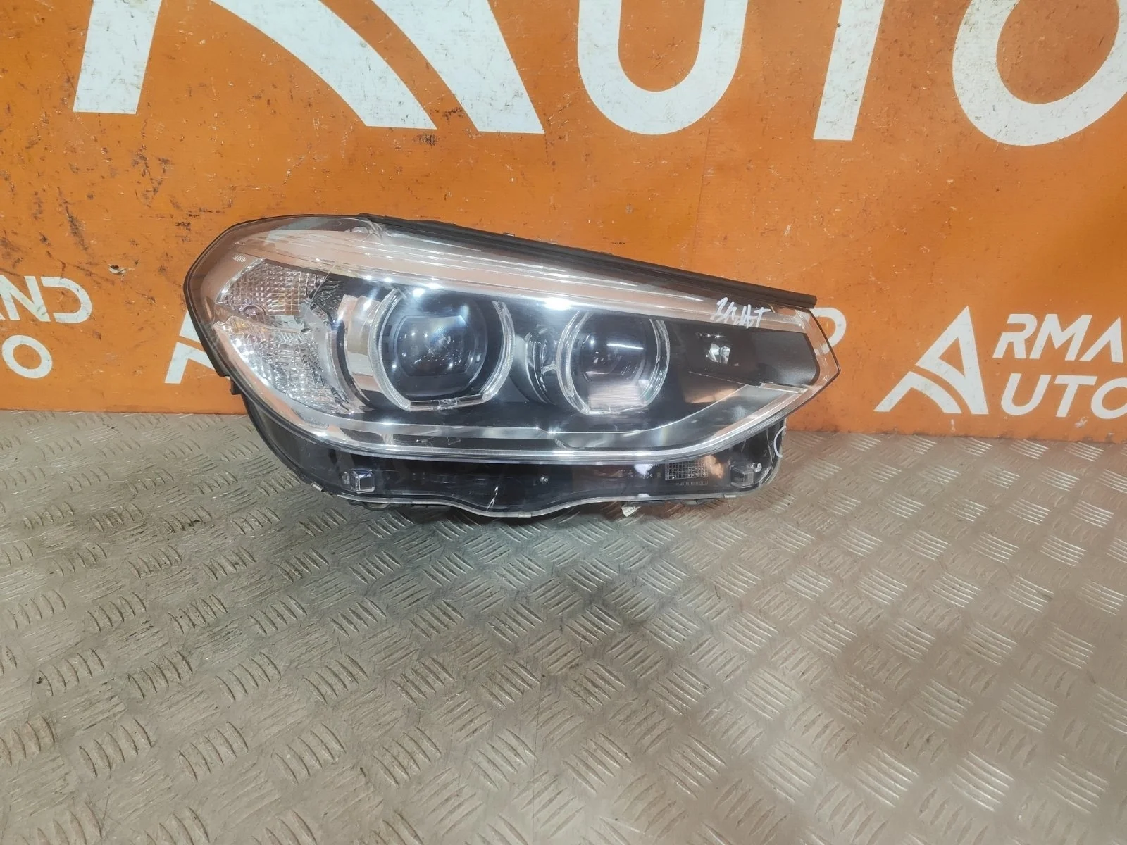 Фара BMW X3 2017-2021 G01
