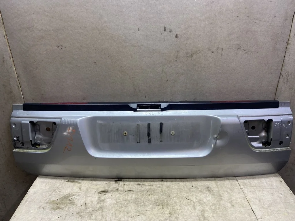 Задний борт БМВ X5 E53 2004 С ДЕФЕКТОМ