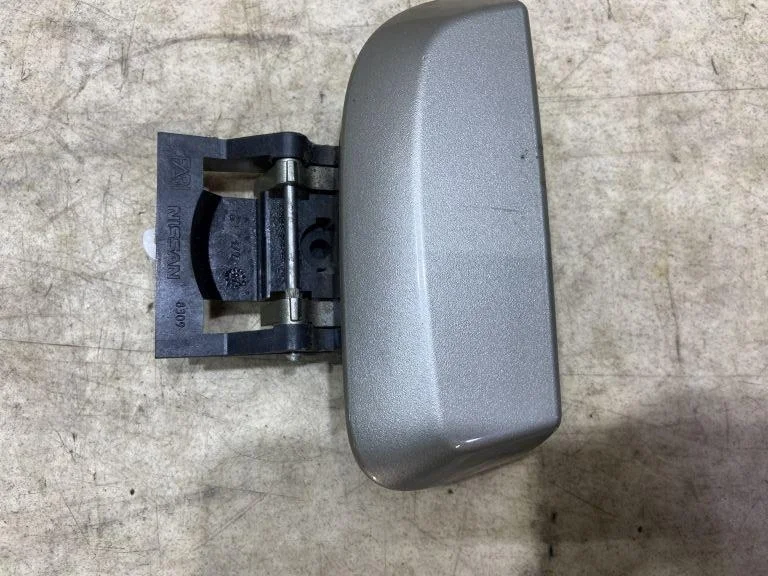 Ручка двери наружная левая  Nissan Pathfinder R51