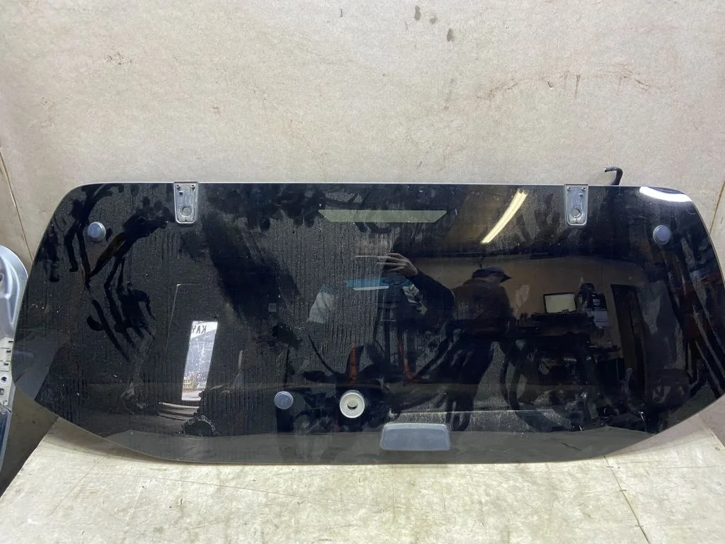 Стекло крышки багажника Nissan Pathfinder R51
